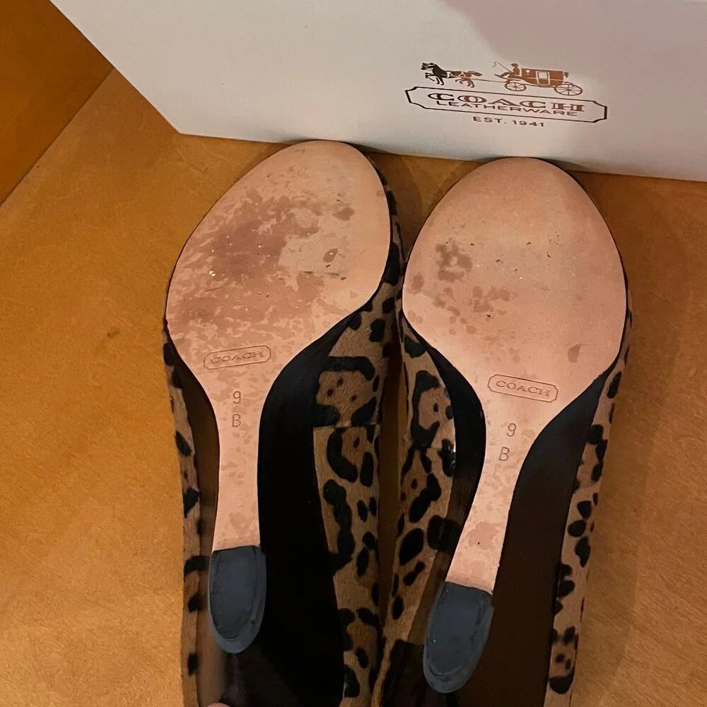 Coach Women's Sz 9M Ocelot print wedge low heels. Never worn outside! - Picture 4 of 7